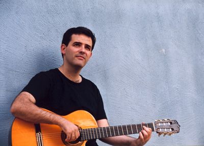 pag22_batiburrillo_luisguitarra_web.jpg