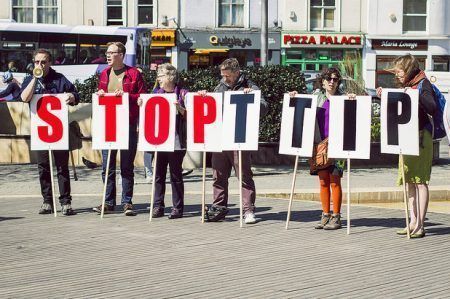 ttip, el tratado de liber comercio que puede fomentar la pobreza