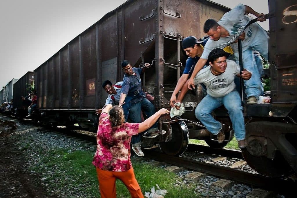 Las patronas que cuidan de losmigrantes en el paso de la frontra mexicana