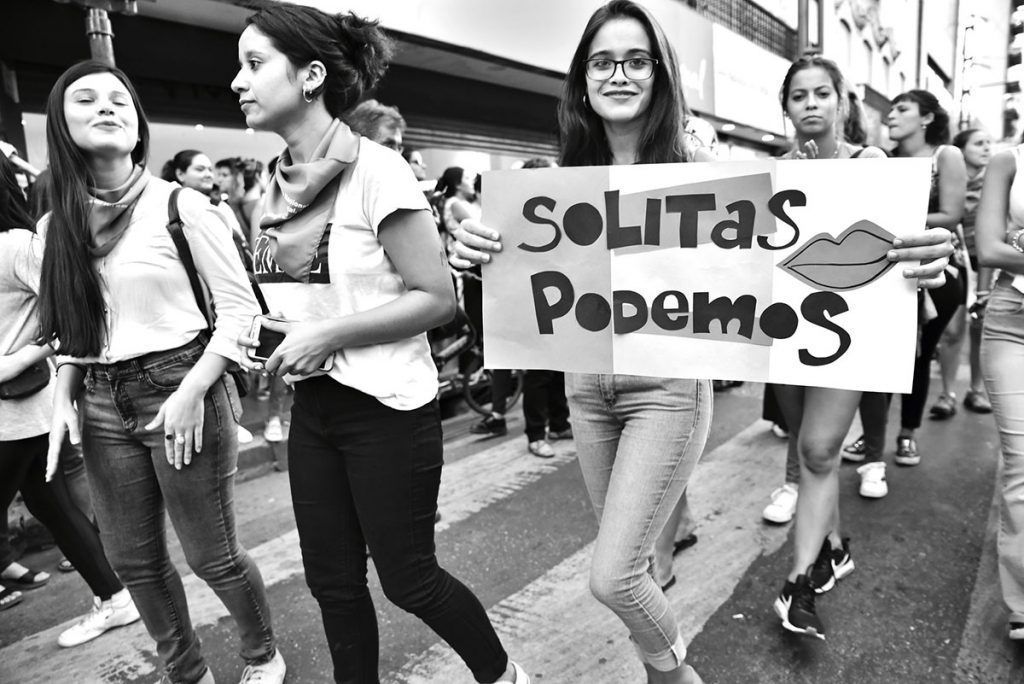 En el día internacional de la Mujer Onda Alandar se pone morada para reivindicar el papeld e las mujeres