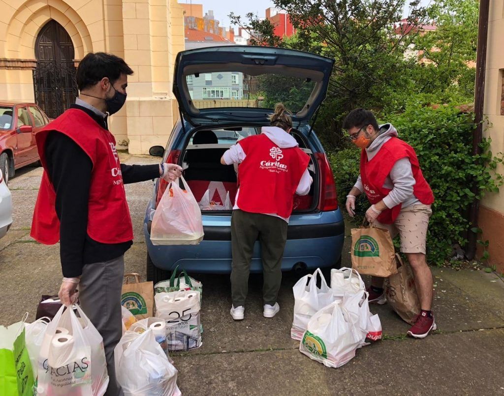 Voluntarios/as de Caritas segovia